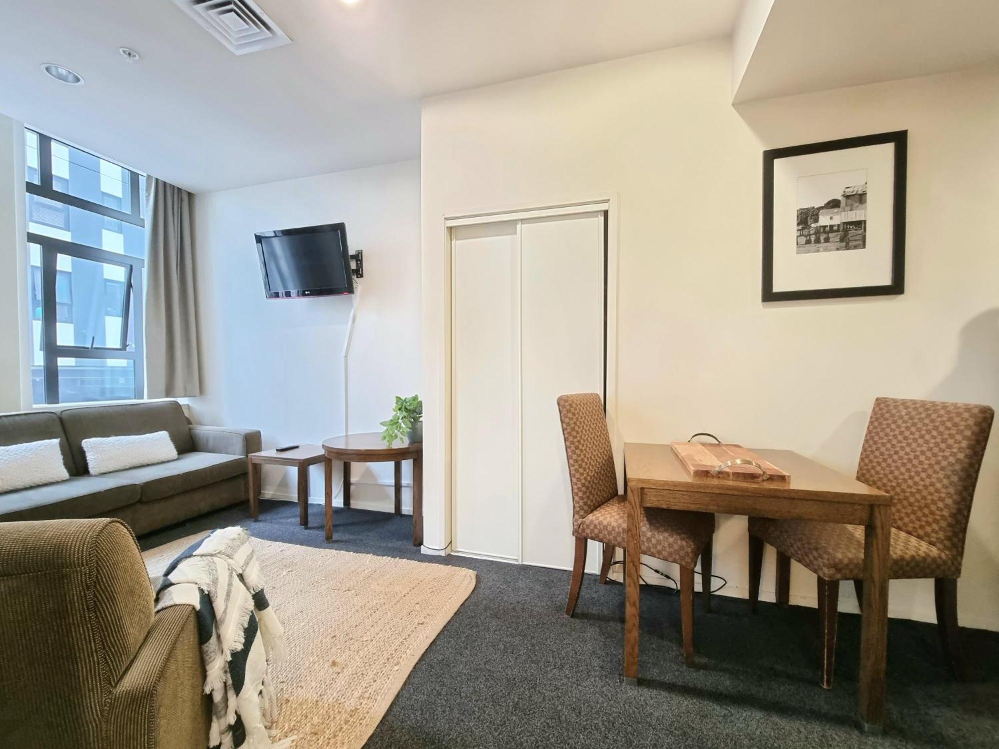 Urban Deco Apartment On Queen Street Auckland Værelse billede